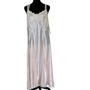 Alexandra Nicole Womens‎ Cream Lace Satin Nightgown Size XL Feminine Romantic